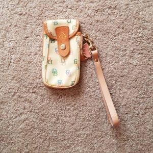 Vintage Dooney Bourke flip phone case